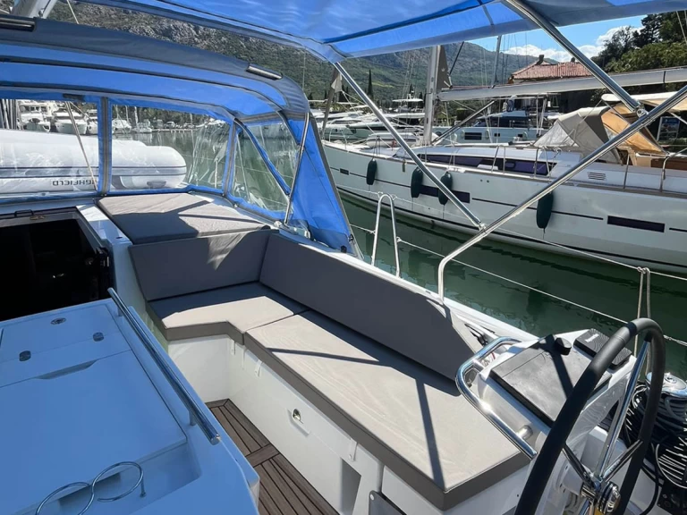 Location Voilier Bénéteau avec permis