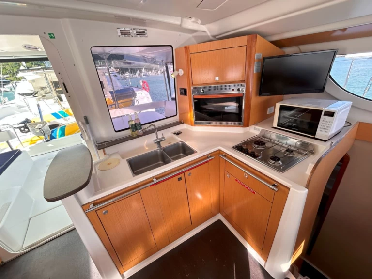 Location Catamaran Fountaine Pajot avec permis
