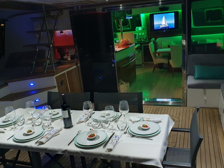 Location Catamaran Sunreef avec permis