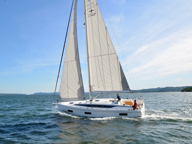 Louez un Bavaria Bavaria C42 à Rosignano Solvay-Castiglioncello