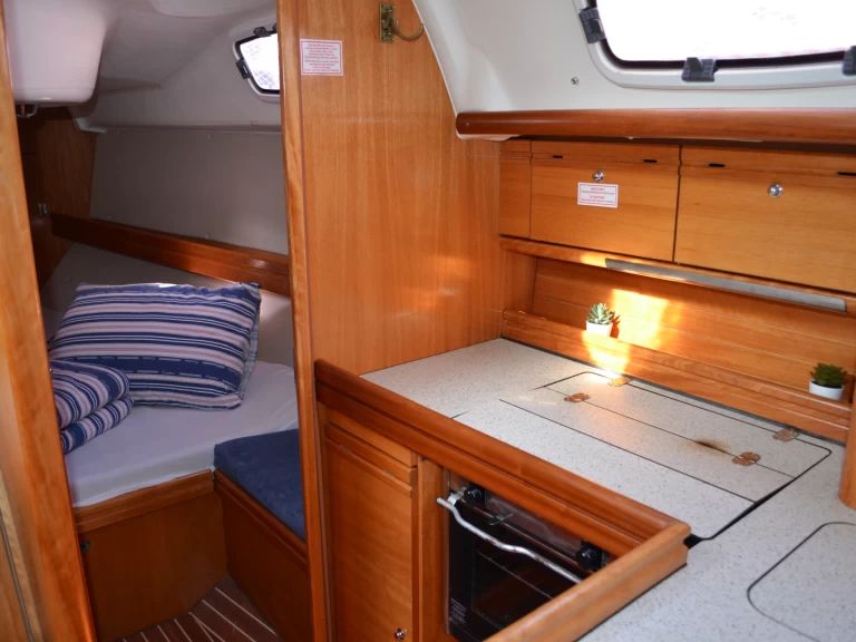 Louez un Bavaria Bavaria 34 Cruiser - 2 cab. à Primošten