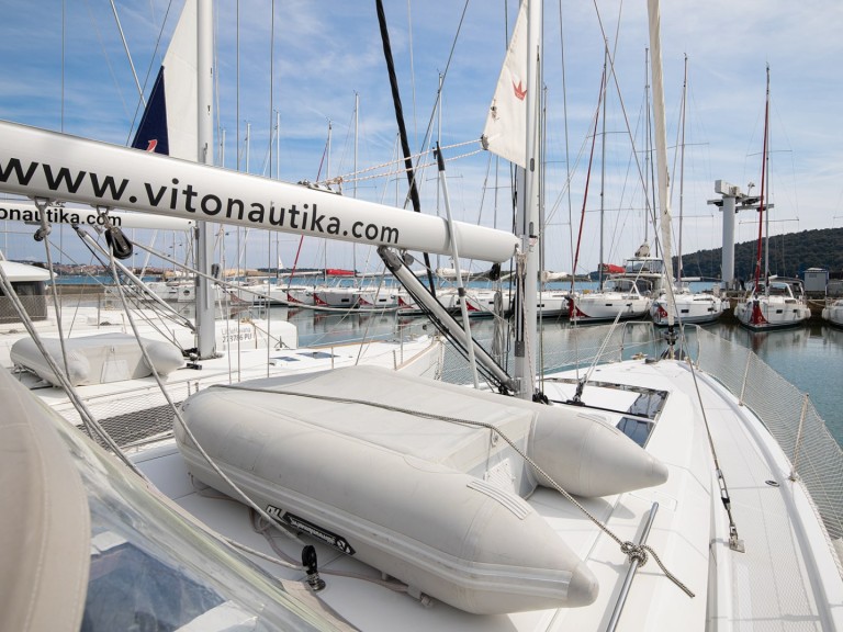 Location bateau Pomer pas cher Oceanis 46.1
