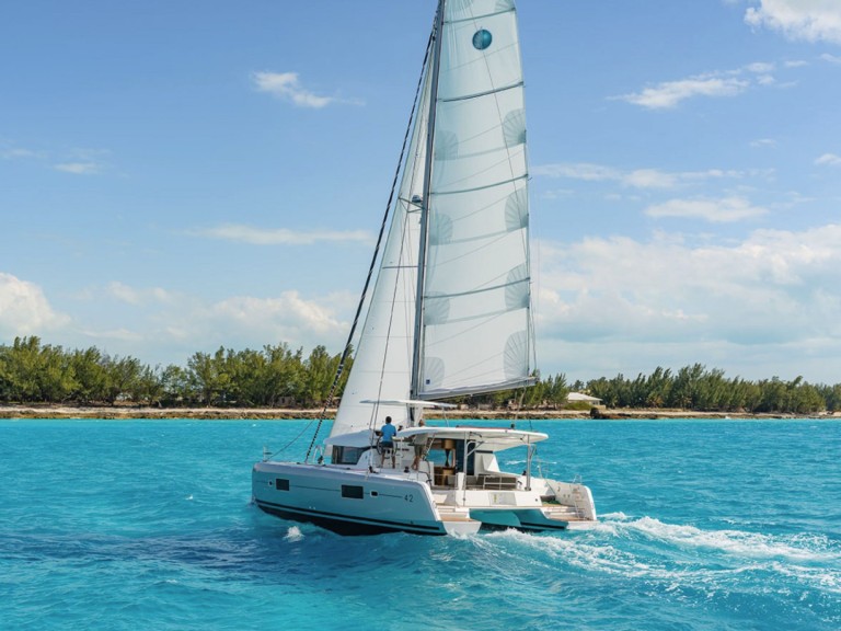 Location Catamaran à Pointe-à-Pitre - Lagoon Lagoon 42
