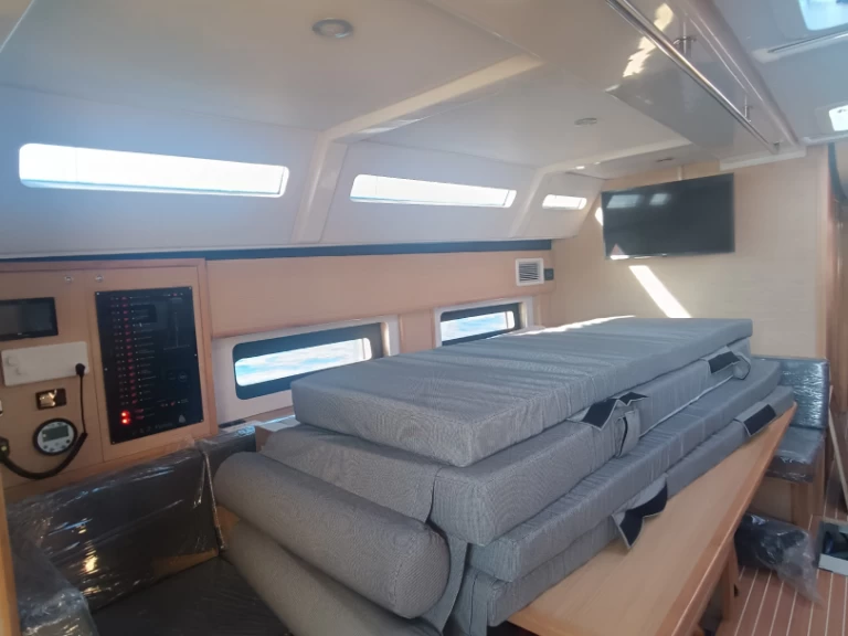 Louez un D&D Yacht D&D Kufner 50 I. à Punat