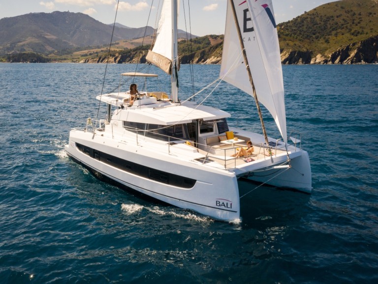 Louez un Bali Catamarans Bali 4.2 à Komolac