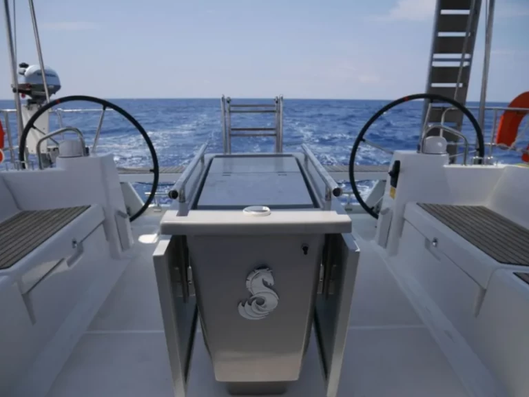 Louez un Bénéteau Oceanis 45 à Lefkáda