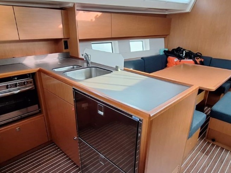 Location bateau Bavaria Bavaria C45 à Trogir sur Samboat