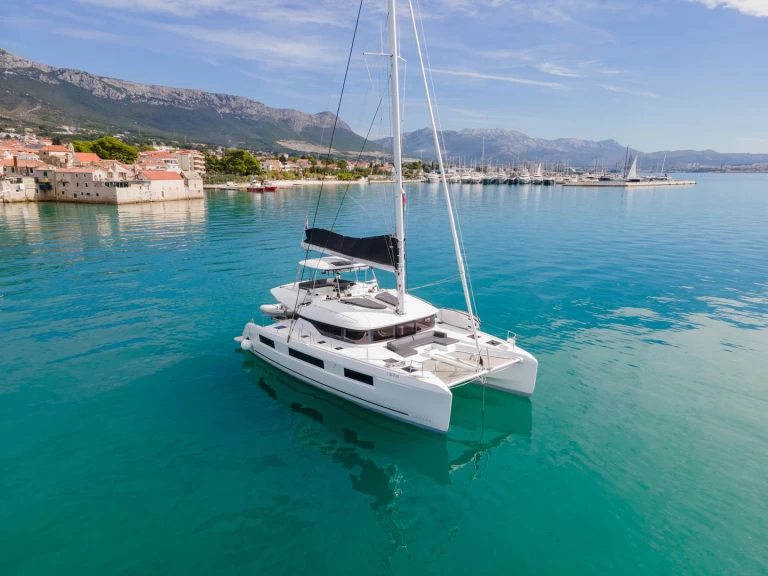 Catamaran à louer à Kaštela au meilleur prix