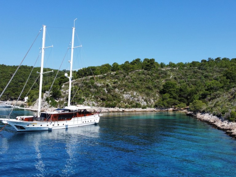 Location Voilier à Split - Custom Made Phoenix Bronze