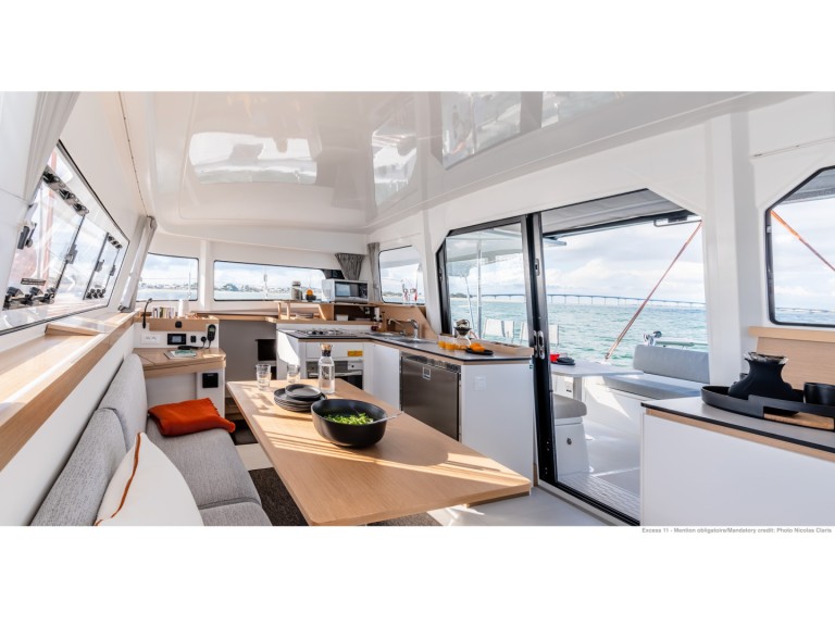 Location Catamaran à Gouviá - Excess Excess 11