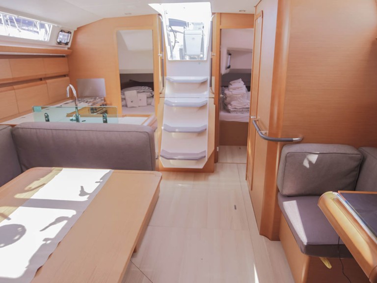 Jeanneau Sun Odyssey 449 a louer à Lidingö