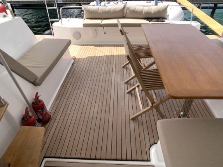 Location Catamaran à Rogoznica - Fountaine Pajot Lucia 40