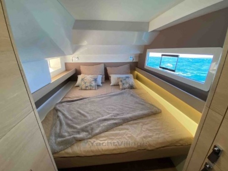Catamaran à louer à Porto-Vecchio au meilleur prix