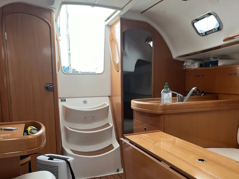 Location bateau Saint-Quay-Portrieux pas cher First 31.7