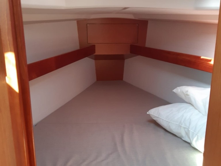 Location bateau Puntone pas cher Cruiser 34