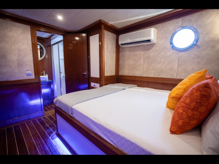 Location bateau Marmaris pas cher QUEEN OF RTT