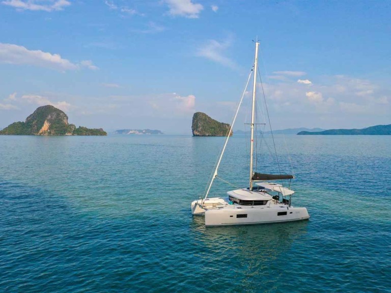 Location bateau Lagoon Lagoon 42 Millenium à Pula sur Samboat