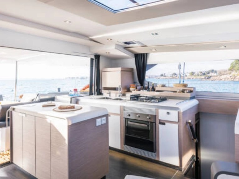 Location à La Rochelle - Fountaine Pajot Aura 51 sur SamBoat