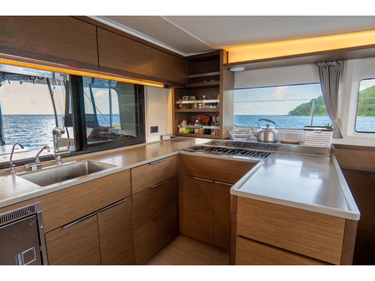 Location Catamaran Lagoon avec permis