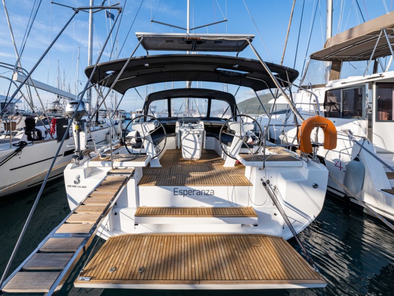 Louez un Bénéteau Oceanis 46.1 à Lefkáda