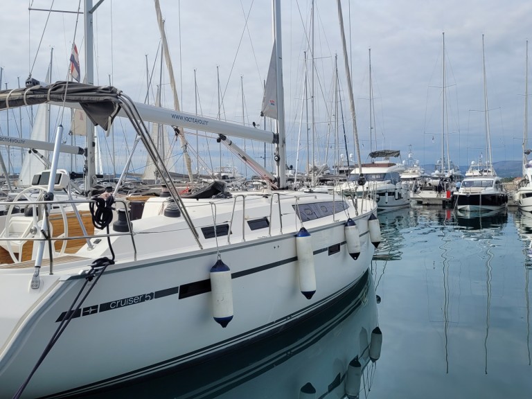 Location bateau Punat pas cher Cruiser 51