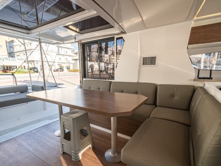 Catamaran à louer à Dème de Vólos au meilleur prix