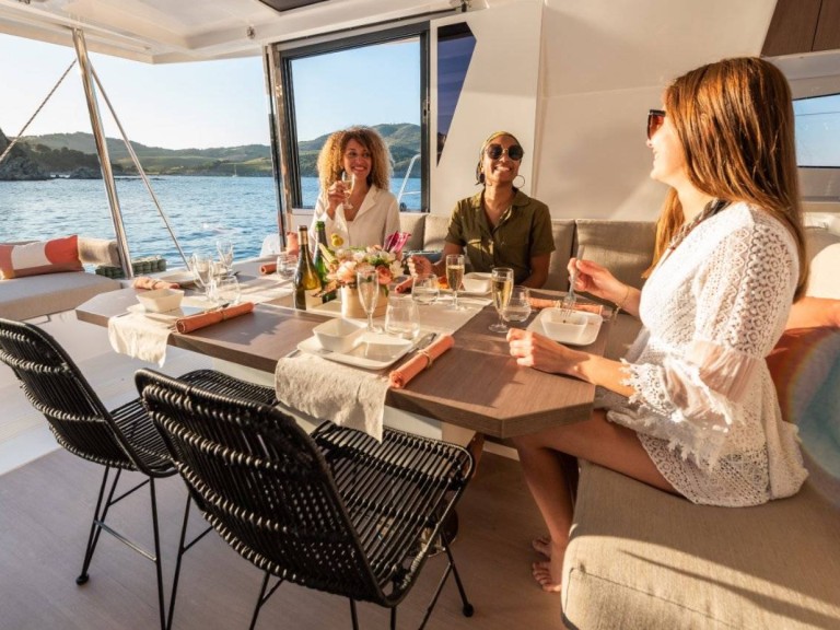 Louez un Bali Catamarans Bali 4.2 à Álimos