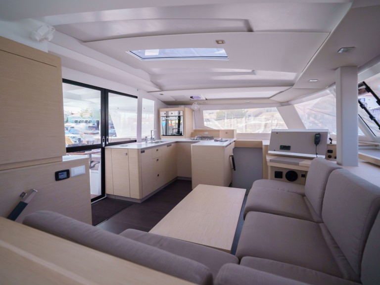 Location bateau Lefkáda pas cher Astrea 42