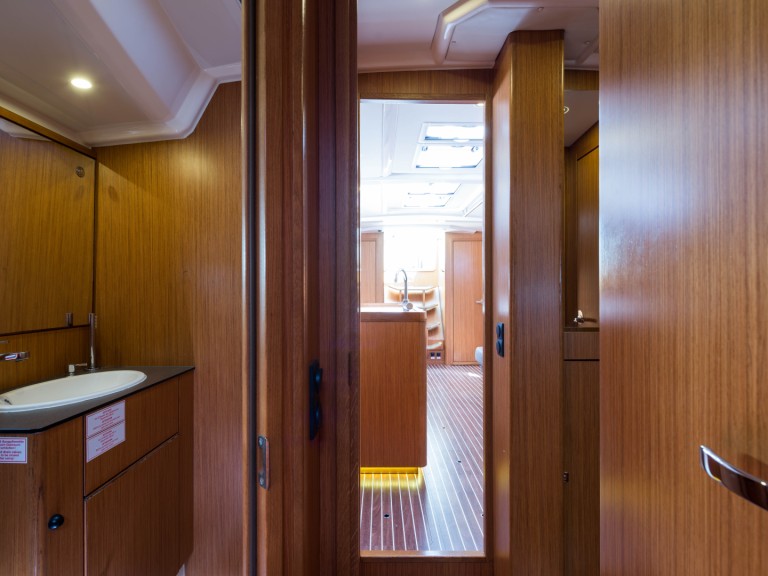 Bavaria Cruiser 56 a louer à Lefkáda