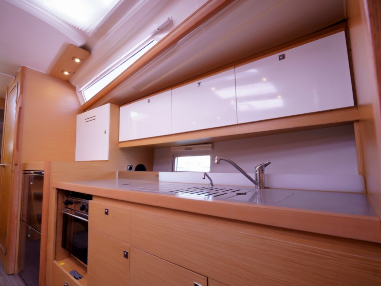 Location bateau Lefkáda pas cher Dufour 390