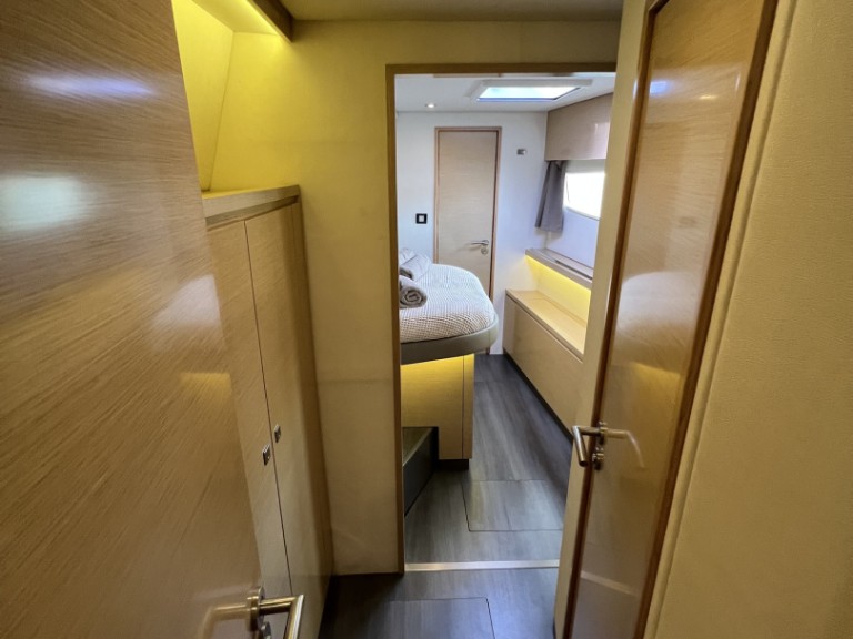 Location Catamaran à Lefkáda - Fountaine Pajot Saba 50