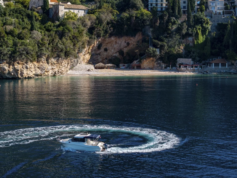 Jeanneau Merry Fisher 725 a louer à Dubrovnik