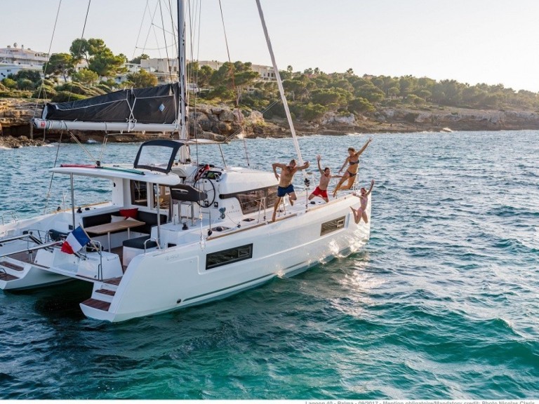 Location bateau Lagoon Lagoon 40 à Olbia sur Samboat