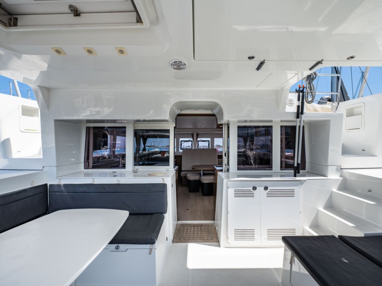 Location bateau Lagoon Lagoon 450 F à Néa Péramos sur Samboat