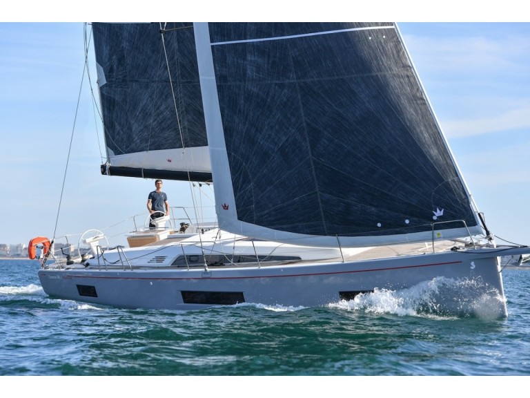 Location bateau Cugnana Verde pas cher Oceanis 46.1