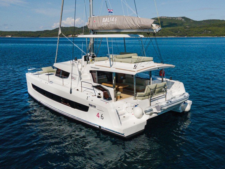 Bali Catamarans Bali 4.6 a louer à Pirovac