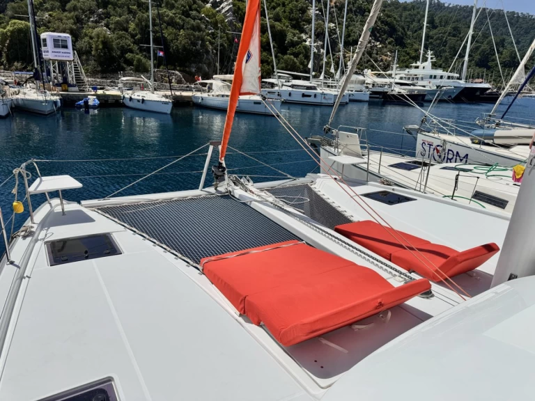 Louer Catamaran avec ou sans skipper Excess à Adaköy