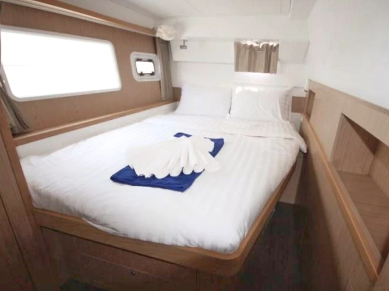 Location bateau Lagoon Lagoon 400 à Ibiza (Ville) sur Samboat