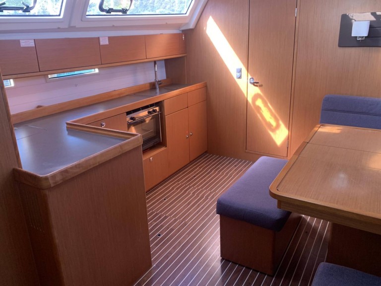 Location bateau Nikiána pas cher Cruiser 46