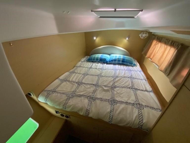 Location Catamaran Lagoon avec permis