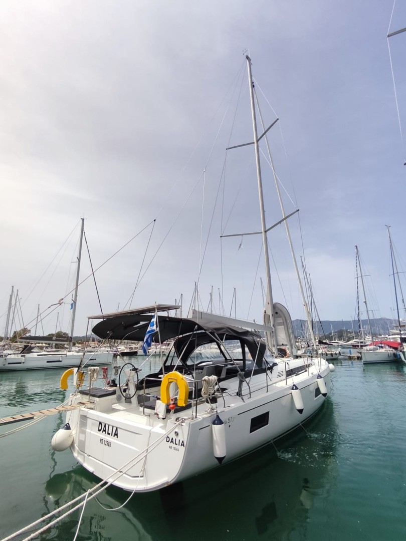 Bénéteau Oceanis 51.1 Dalia eco solar sailboat charter in Gouvia, Greece