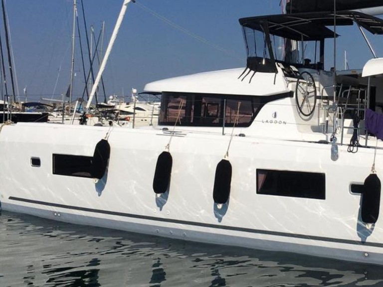 Louer Catamaran avec ou sans skipper Lagoon à Préveza