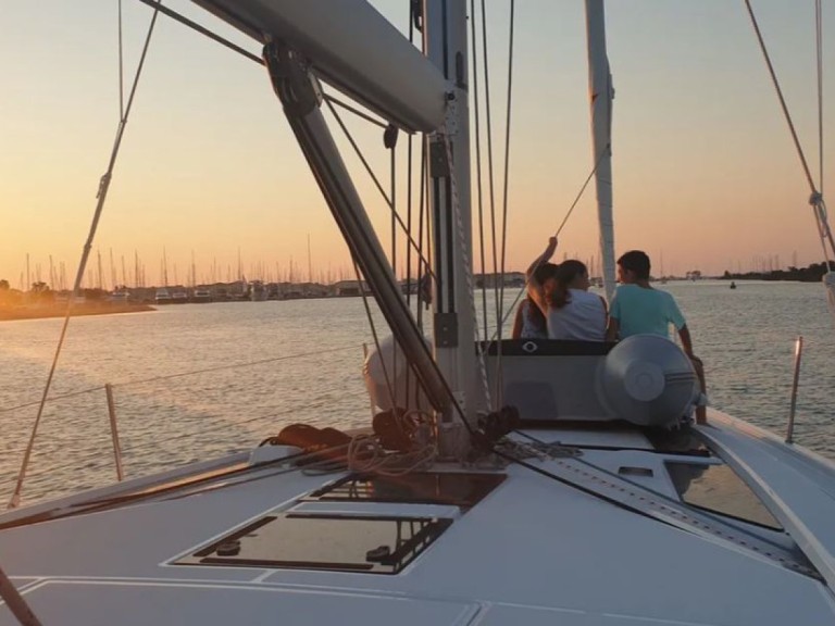 Bénéteau Oceanis 46.1 a louer à Préveza