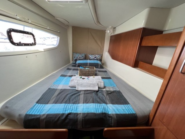 Louer Catamaran avec ou sans skipper Leopard à Gouviá
