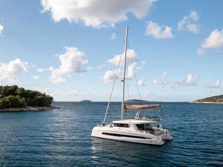 Louer Catamaran avec ou sans skipper Cervetti Yachts à Primošten