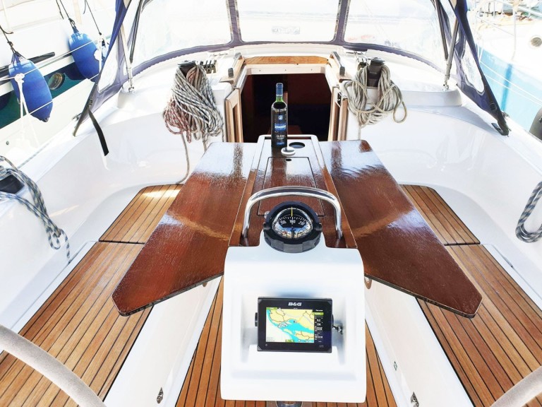 Bavaria Cruiser 37 a louer à Split