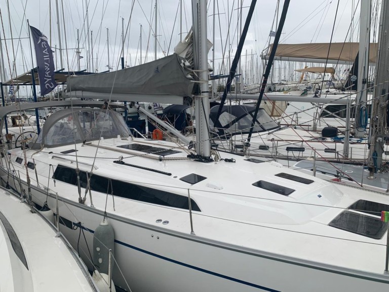 Location Voilier à Álimos - Bavaria Cruiser 51