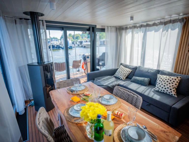 Louer Péniche avec ou sans skipper WOMA à Fürstenberg/Havel