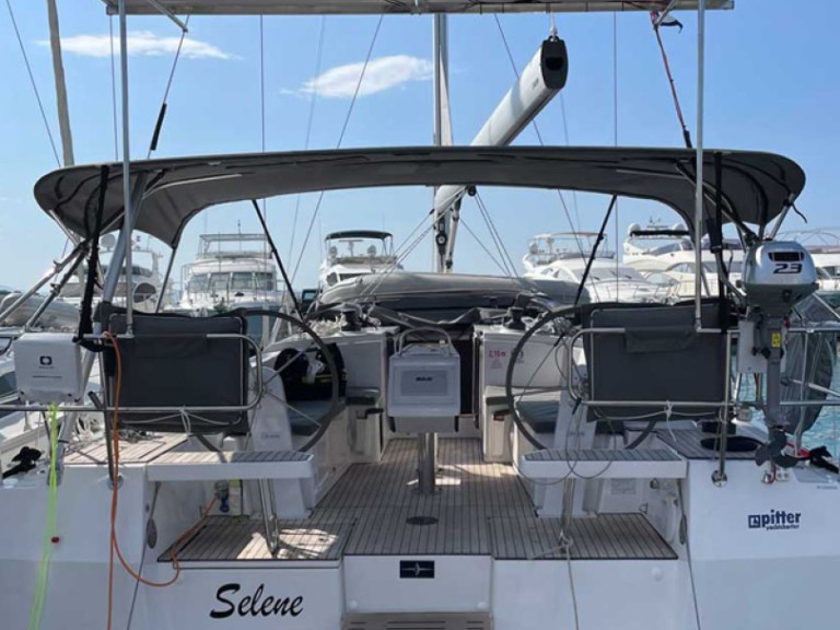 Louez un Bavaria Bavaria C38 à Murter-Kornati