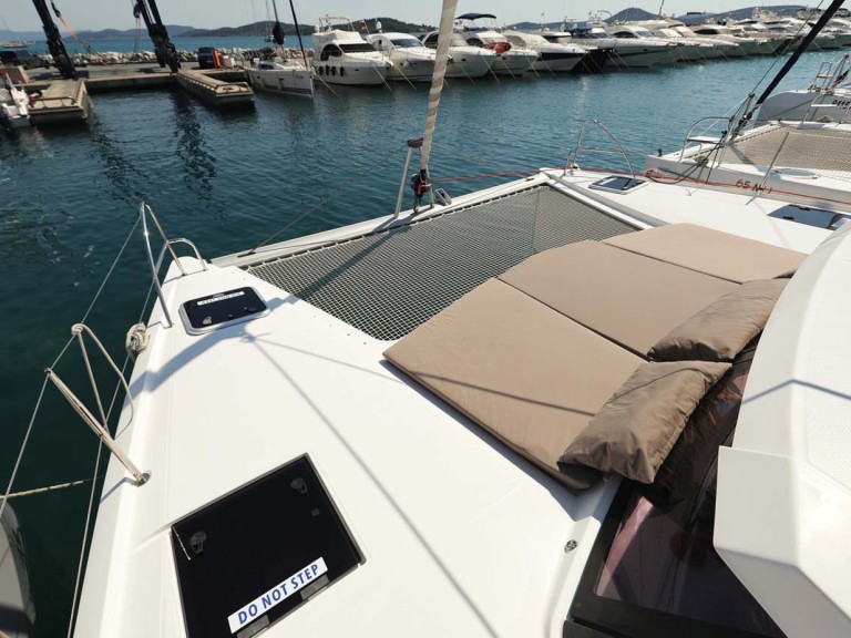 Location Catamaran Fountaine Pajot avec permis